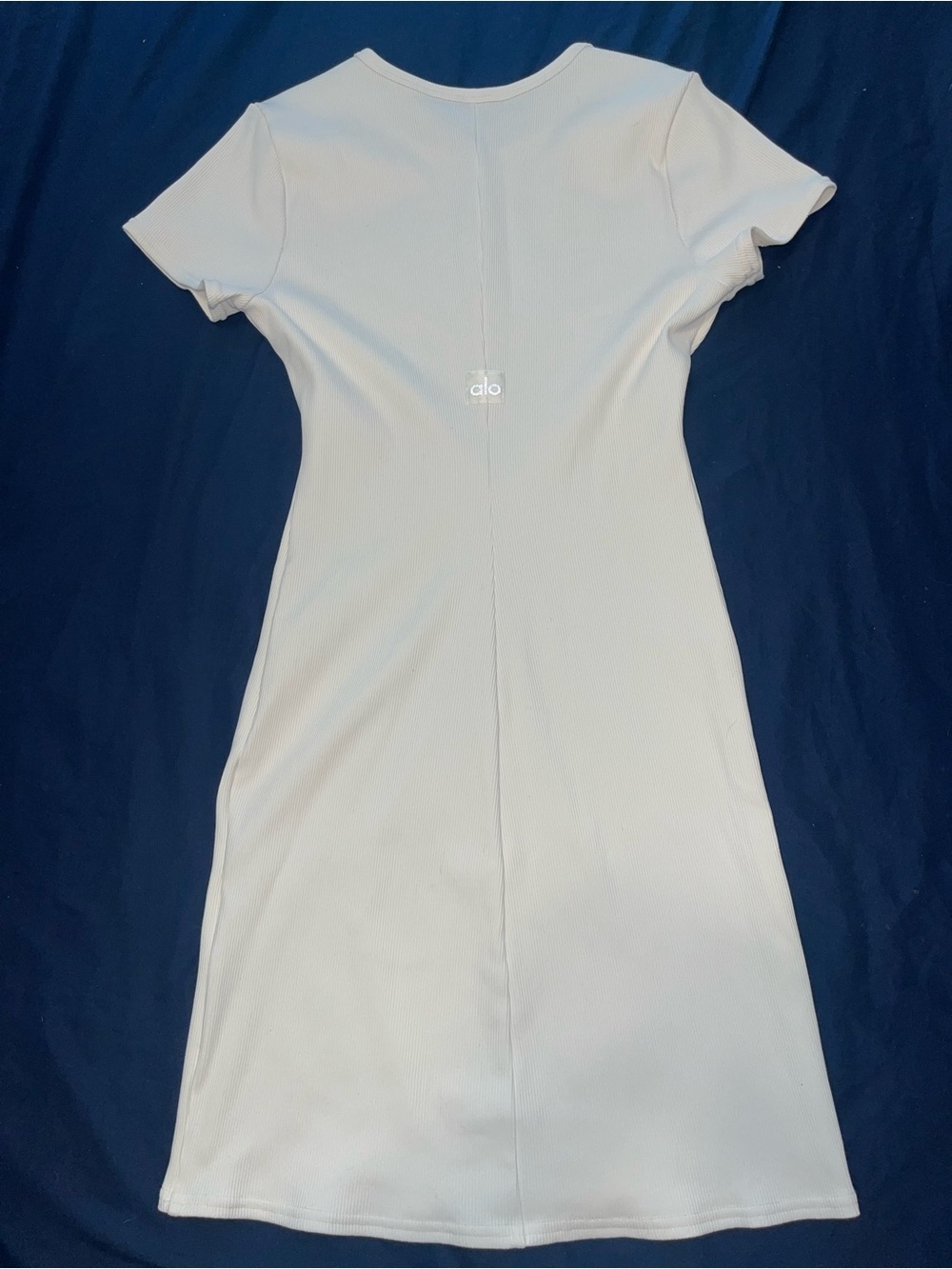 ALO Yoga Cream Short-Sleeve Ribbed Midi Dress